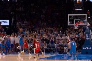 新科大满贯的能力😤SGA单打阿门急停中距离扳平比分！