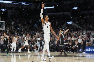 追梦：健康是唯一能阻止文班的东西 他用表现宣告自己现在就要MVP